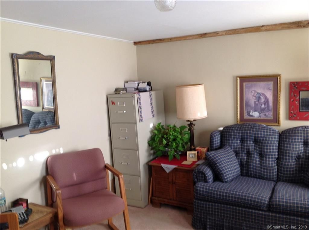 333 Scott Swamp Rd, Farmington, CT 06032